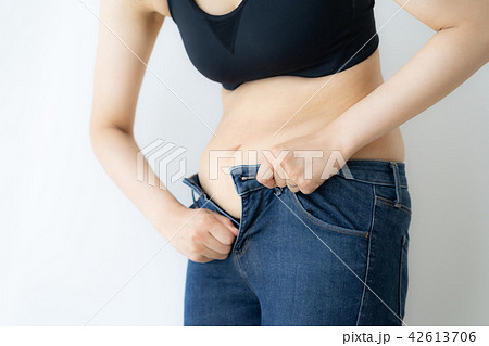 女性　体型 42613706