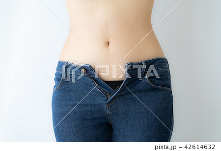 女性　体型 42614632