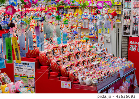 川崎大師 だるま屋 風鈴市の写真素材