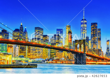 New York night view of the Lower Manhattan  42627653