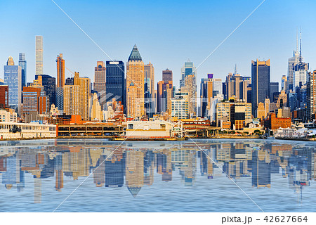 View from the water, from Hudson bay View from the water, from Hudson bay 42627664