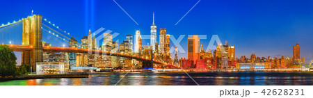 New York night view of the Lower Manhattan. 42628231
