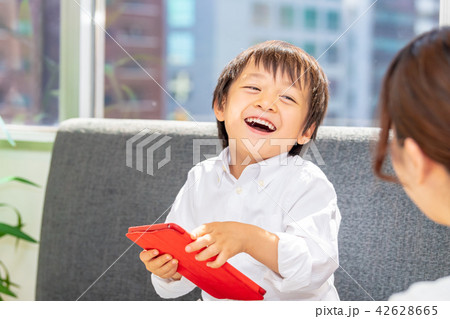 元気な男の子 42628665