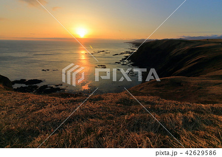 夕陽に染まる襟裳岬 夕陽に染まる襟裳岬 42629586