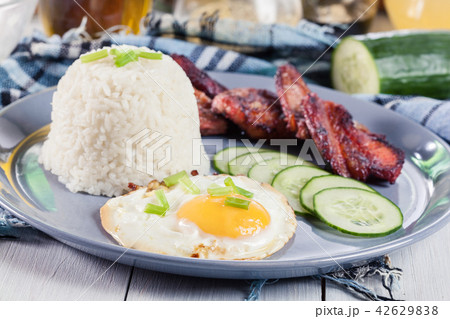 Pork tocino with rice and fried egg 42629838