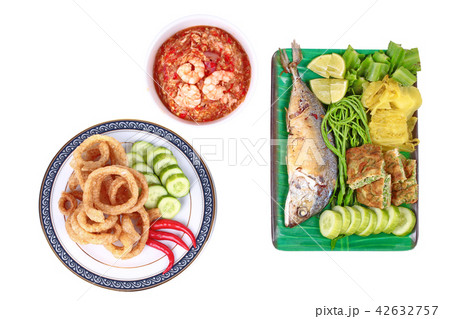 Fresh shrimp chili dip served with side dish. 42632757