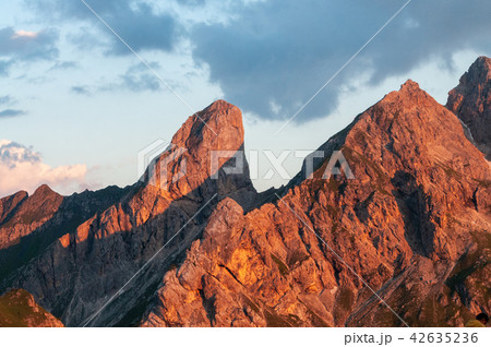Sunset at the Passo di Giau, in the Italian Dolomites Sunset at the Passo di Giau, in the Italian Dolomites 42635236