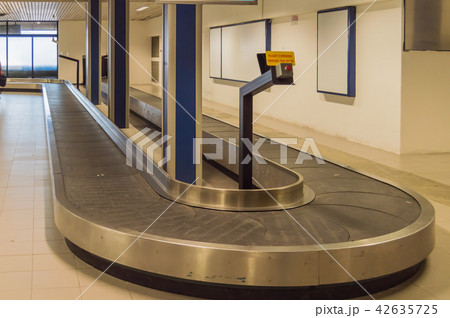 Baggage Transfer Rack and Empty Luggage 42635725