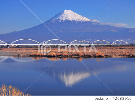 富士川の逆さ富士-6005 42638916