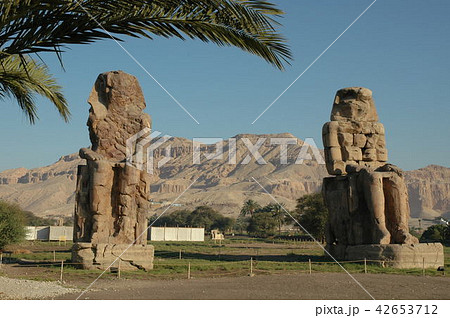 エジプト、ルクソール、メムノンの巨像 42653712