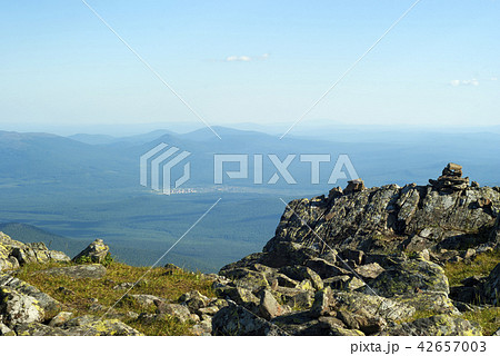 village lost in a mountain valley 42657003