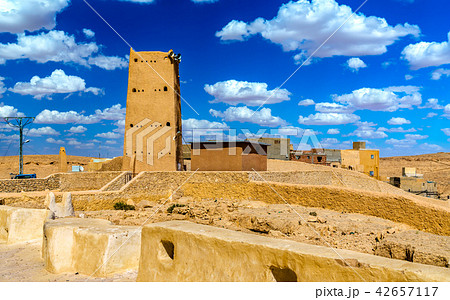 Borj Cheikh el Hadj in Beni Isguen, a city in the Mzab Valley, Algeria 42657117