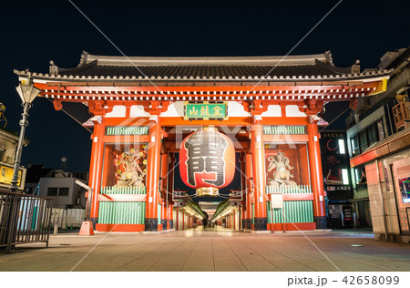 浅草寺 雷門 夜景 2018年8月撮影 浅草寺 雷門 夜景 2018年8月撮影 42658099