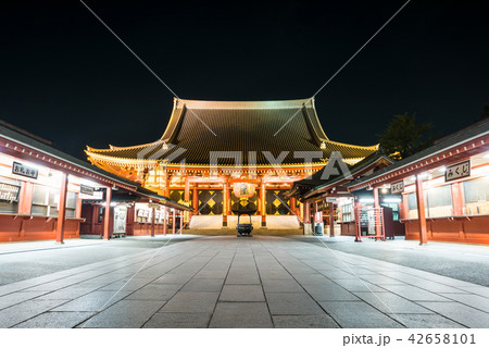 浅草寺 本堂 夜景 2018年8月撮影 42658101