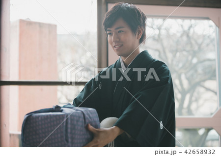 Montsuki-hakama 42658932