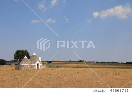 イタリア、アルベロベッロ 42661711