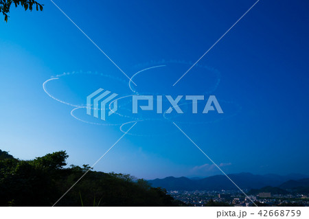 ブルーインパルス 42668759