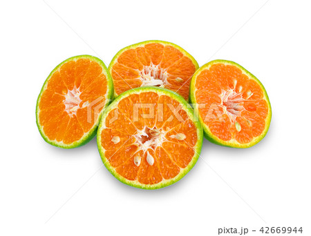 green tangerine on white background. 42669944