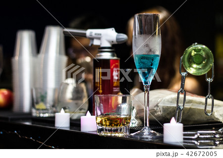 ゴブレット 脚付きグラス ボーカル 42672005