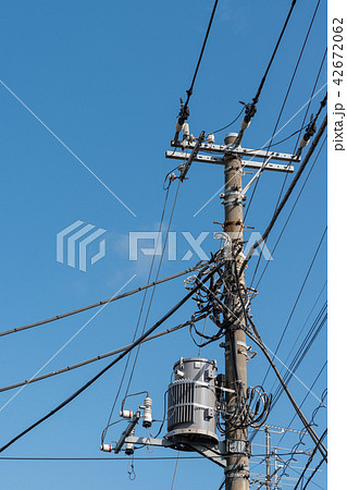 電信柱 電信柱 42672062