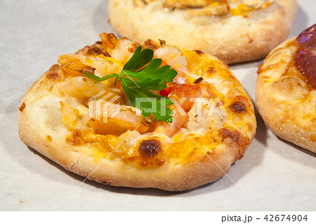 very large pizza, burger, patty 42674904