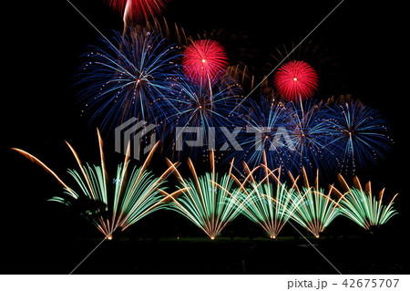 古河花火大会　ワイドスターマイン 42675707