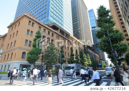 朝の丸ノ内　千代田区 42677216