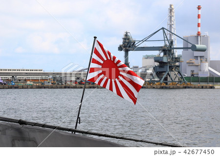 護衛艦 ひゅうが 旭日旗 護衛艦 ひゅうが 旭日旗 42677450