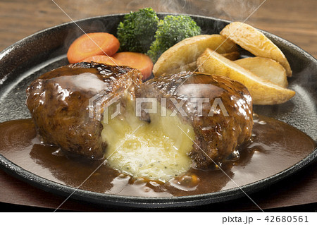 チーズインハンバーグ  42680561