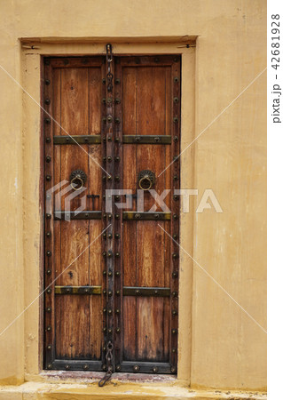 Wooden door of ancient building 42681928