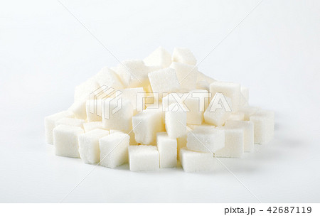 white sugar cubes white sugar cubes 42687119