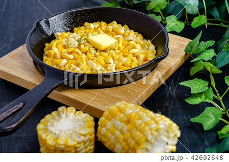 バターコーン 42692648