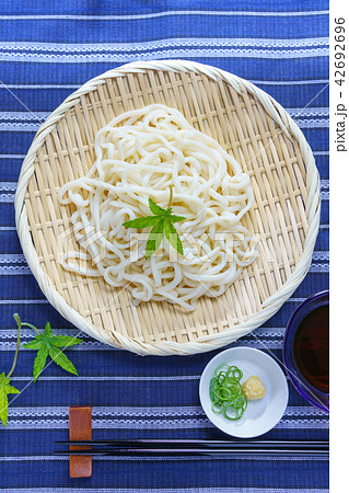 冷やしうどん 42692696