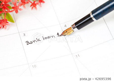 Reminder "bank loan" in calendar 42695396