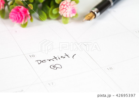 Reminder "Dentist appointment" in calendar Reminder "Dentist appointment" in calendar 42695397