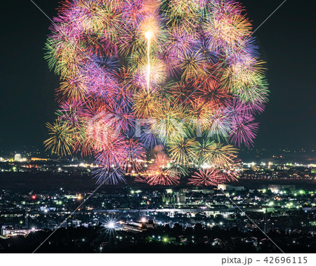 長岡まつり大花火大会 正三尺玉彩色千輪 42696115