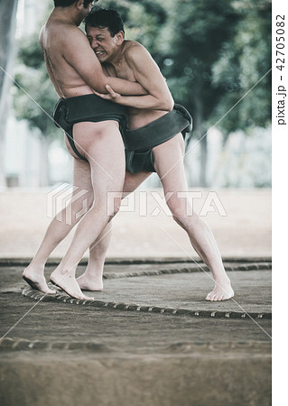 Sumo wrestling Sumo wrestling 42705082
