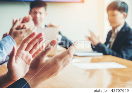 Business people Celebrating achievements Business people Celebrating achievements 42707649