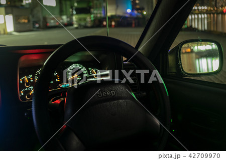 Jeep Cherokeeの運転席 Jeep Cherokeeの運転席 42709970