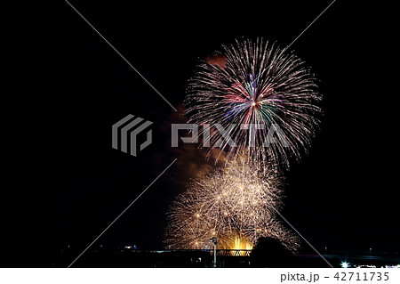 なにわ淀川花火大会 (大阪市内) なにわ淀川花火大会 (大阪市内) 42711735