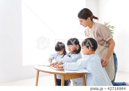 幼稚園・保育園・こども園 42716964