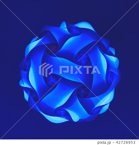 Glowing polygon lampshade 42726953