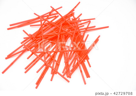 飲み物のプラスチックストロー 42729708
