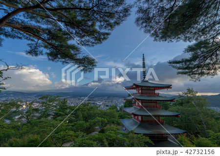 新倉山浅間神社6029 42732156