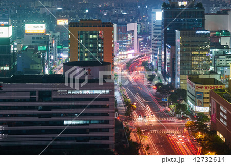 夜景 交差点 忠南 42732614