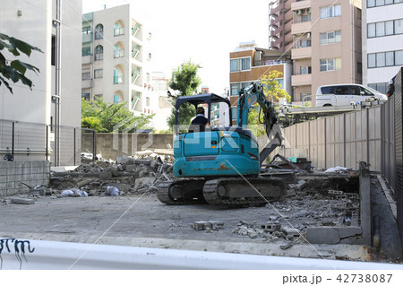 解体　ショベルカー 42738087