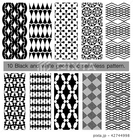 Black and white geometric seamless pattern. 42744998