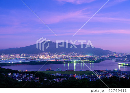 皿倉山と都市夜景【福岡県北九州市】 皿倉山と都市夜景【福岡県北九州市】 42749411