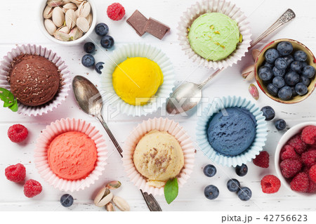 Ice cream with nuts and berries Ice cream with nuts and berries 42756623