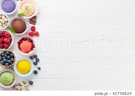 Ice cream with nuts and berries Ice cream with nuts and berries 42756624